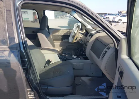 2009 Ford Escape Xlt from USA, damaged, VIN 1FMCU03759KC59624